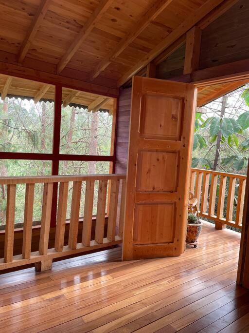 Beehouse Arvi Cabana Guarne Exterior photo