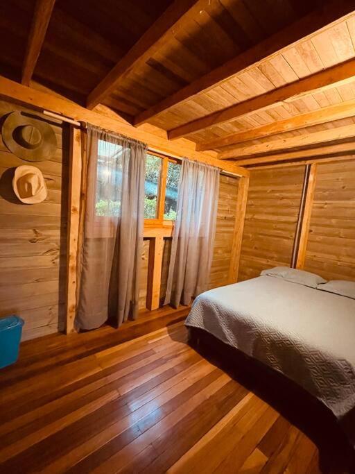 Beehouse Arvi Cabana Guarne Exterior photo